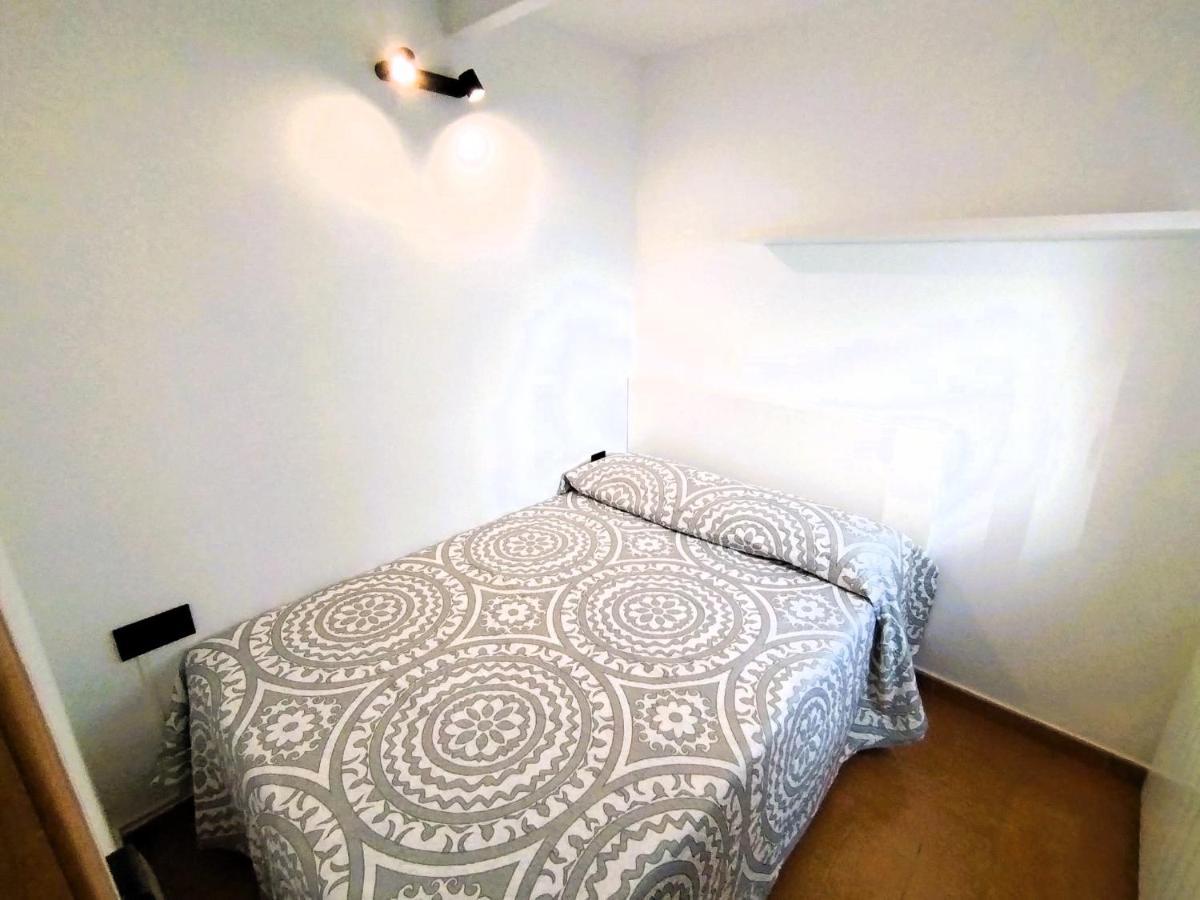 Puerta Del Sol - Apartamento Para 4 Madrid Exteriér fotografie